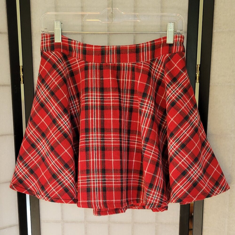 FOREVER 21 Checked plaid mini Skirt  M